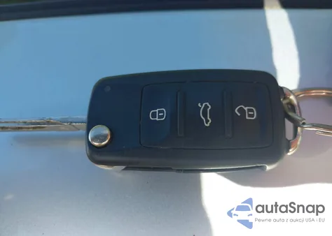 2013 Volkswagen Jetta 2.5L Se z USA, uszkodzony, nr VIN 3VWDP7AJ1DM397716